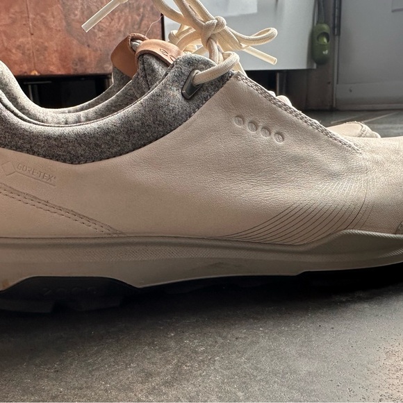 Excellent condition Size 38 white Ecco runners - Picture 2 of 6